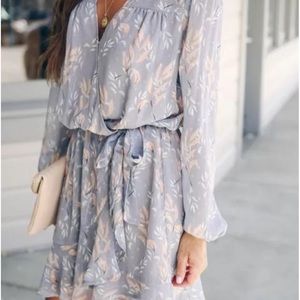 Vici wrap dress with elastic waist band. Long sleeve. Size large.